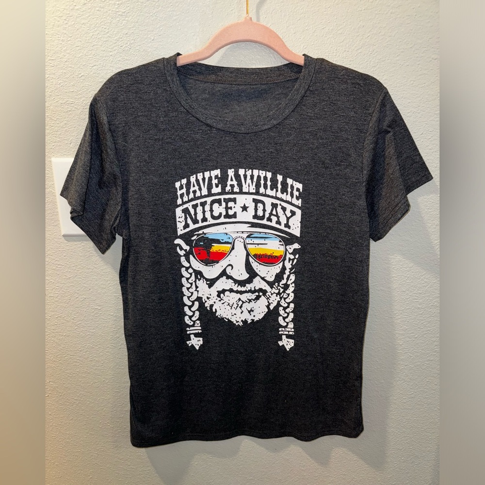 Women’s graphic tee